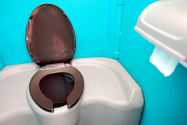 Portable bathroom rental in Hamburg, IA